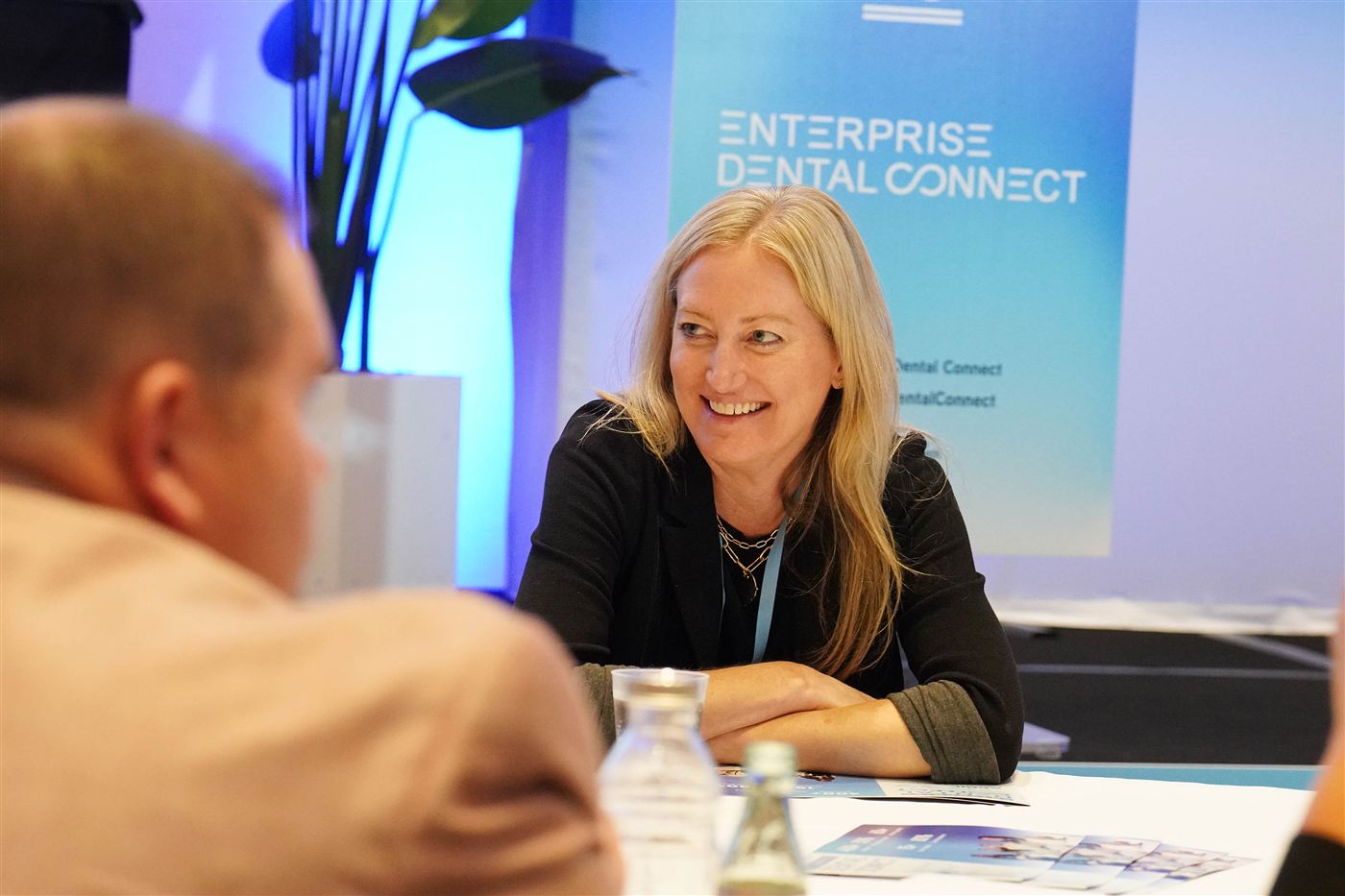 An oral surgery leader in conversation at Enterprise Dental Connect